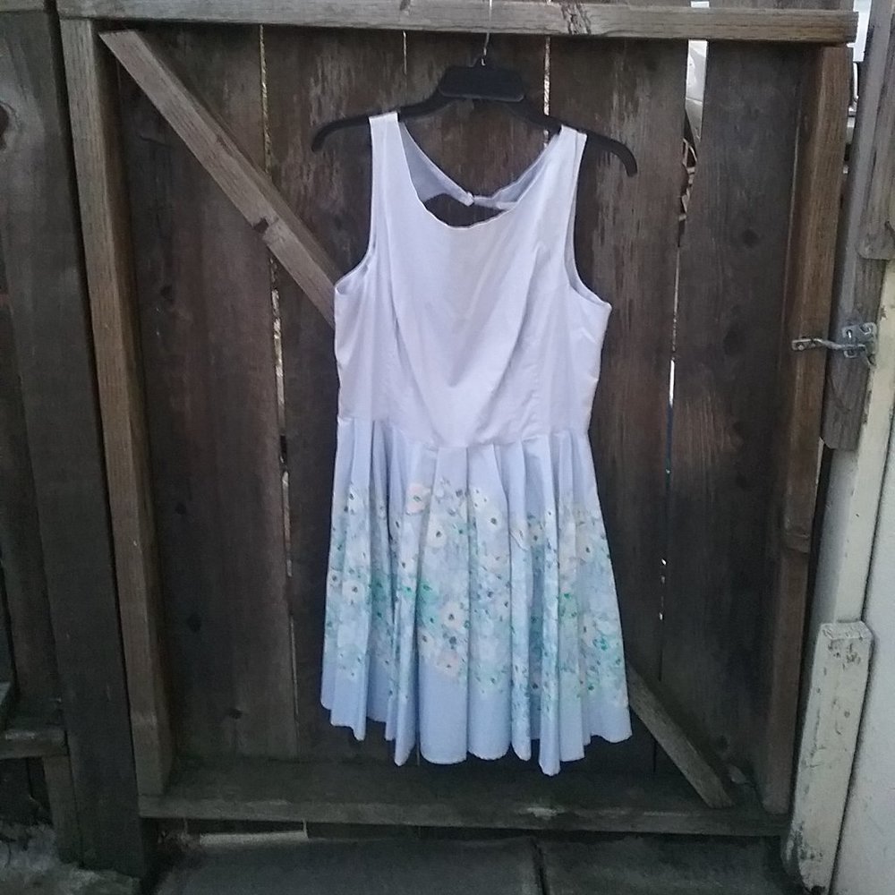 NWT Icy Blue Floral Dress Size 14 Princess Easter Feminine Wedding Guest Retro - Picture 2 of 11